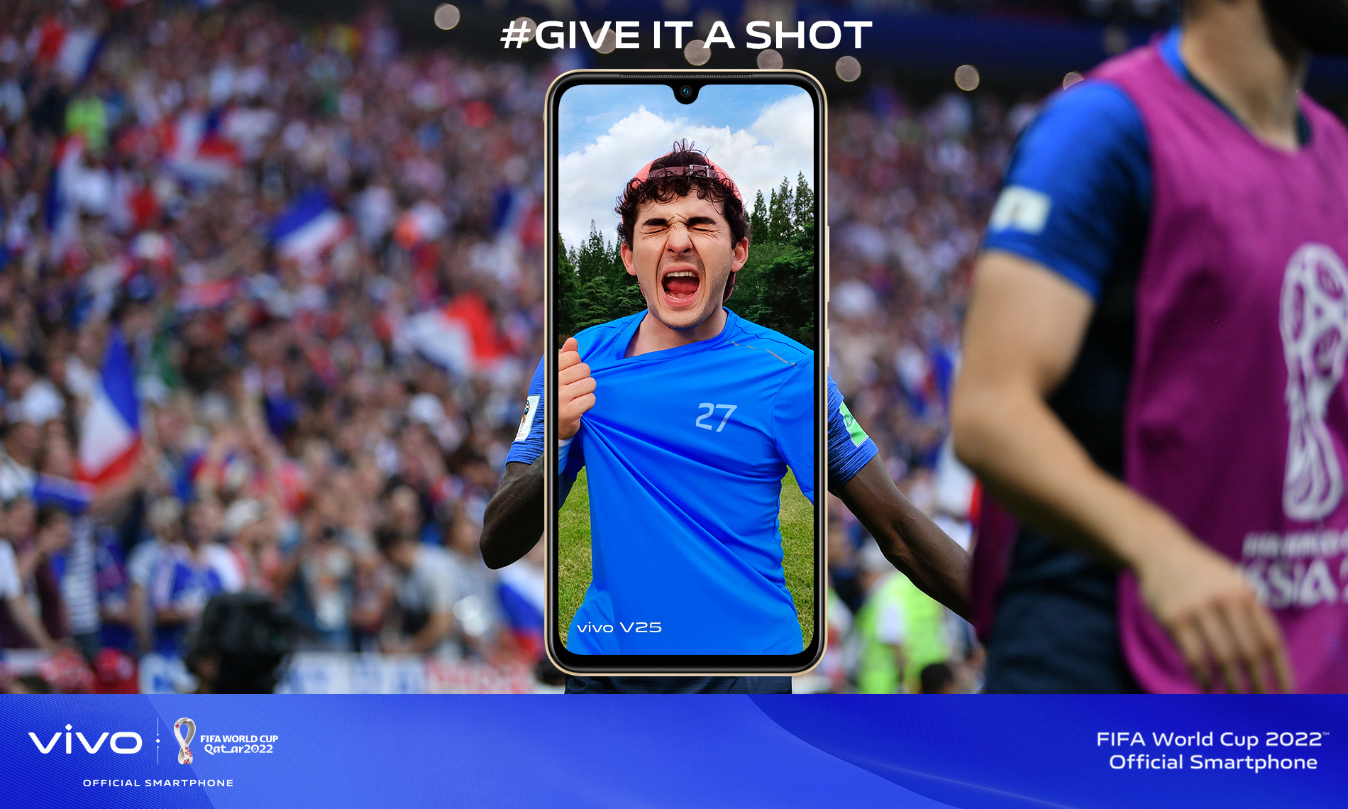 فيفو تجمع عشاق كرة القدم عبر حملة سجّل أهدافك "Give it a shot" خلال كأس العالم FIFA قطر 2022