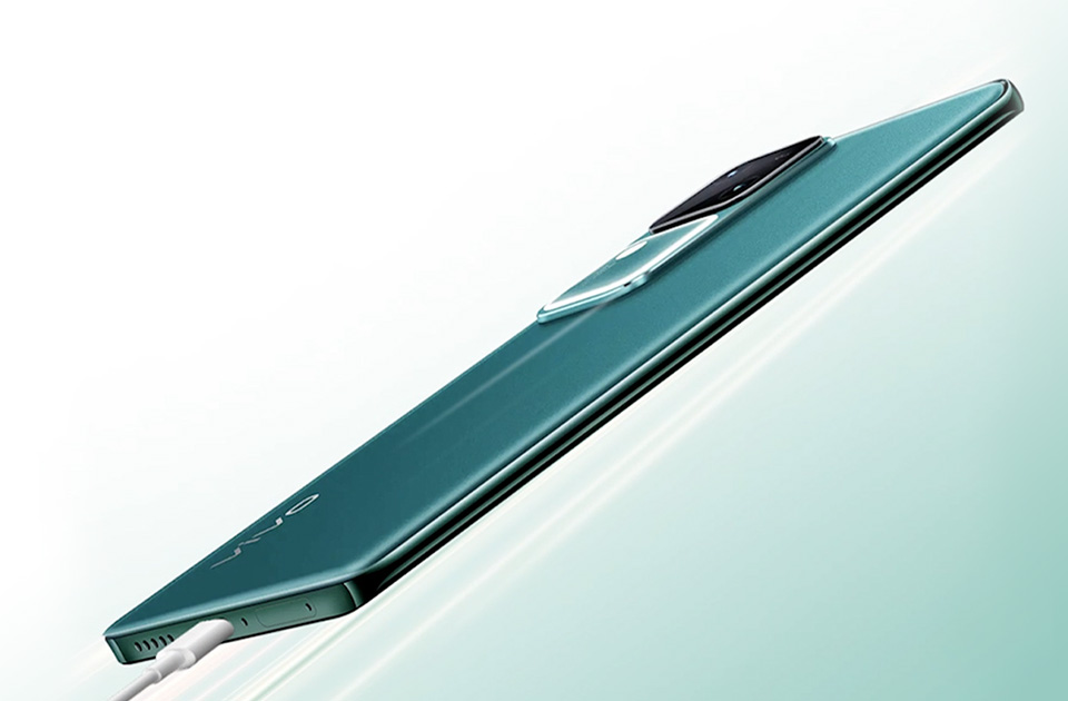 V30 5G - 80W Flashcharge