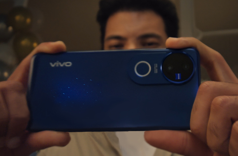 vivo V50 5G 