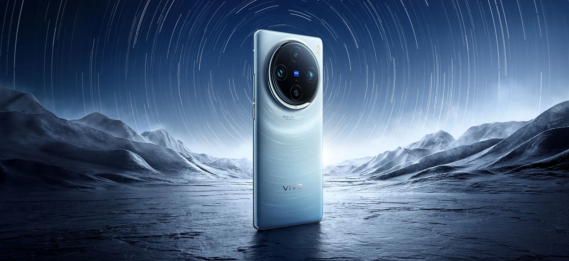 vivo X100 in colour blue