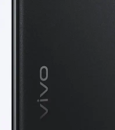 vivo V30 雅致黑，採用 3D 立體花瓣工藝設計