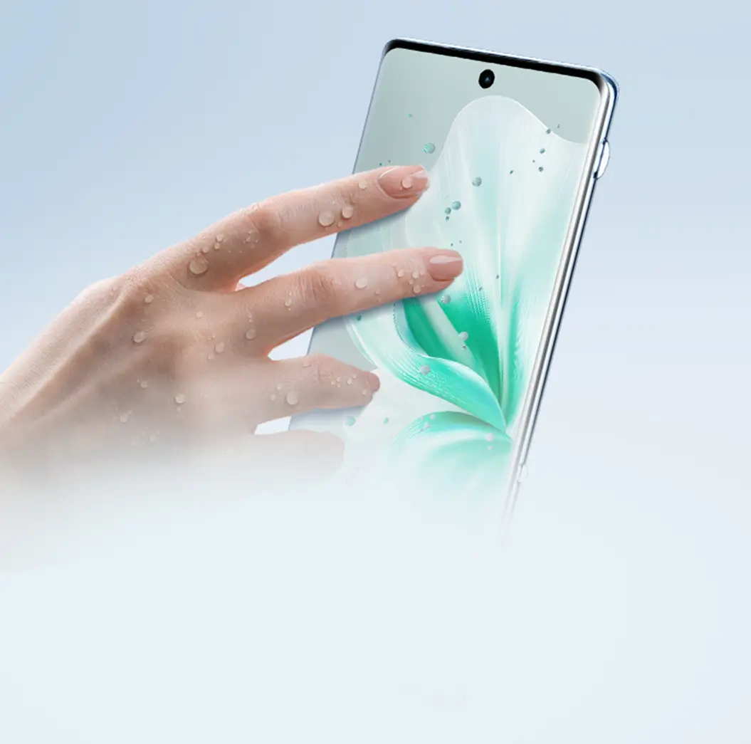vivo V30 在手沾濕的情況下進行觸控,依然可精準操作