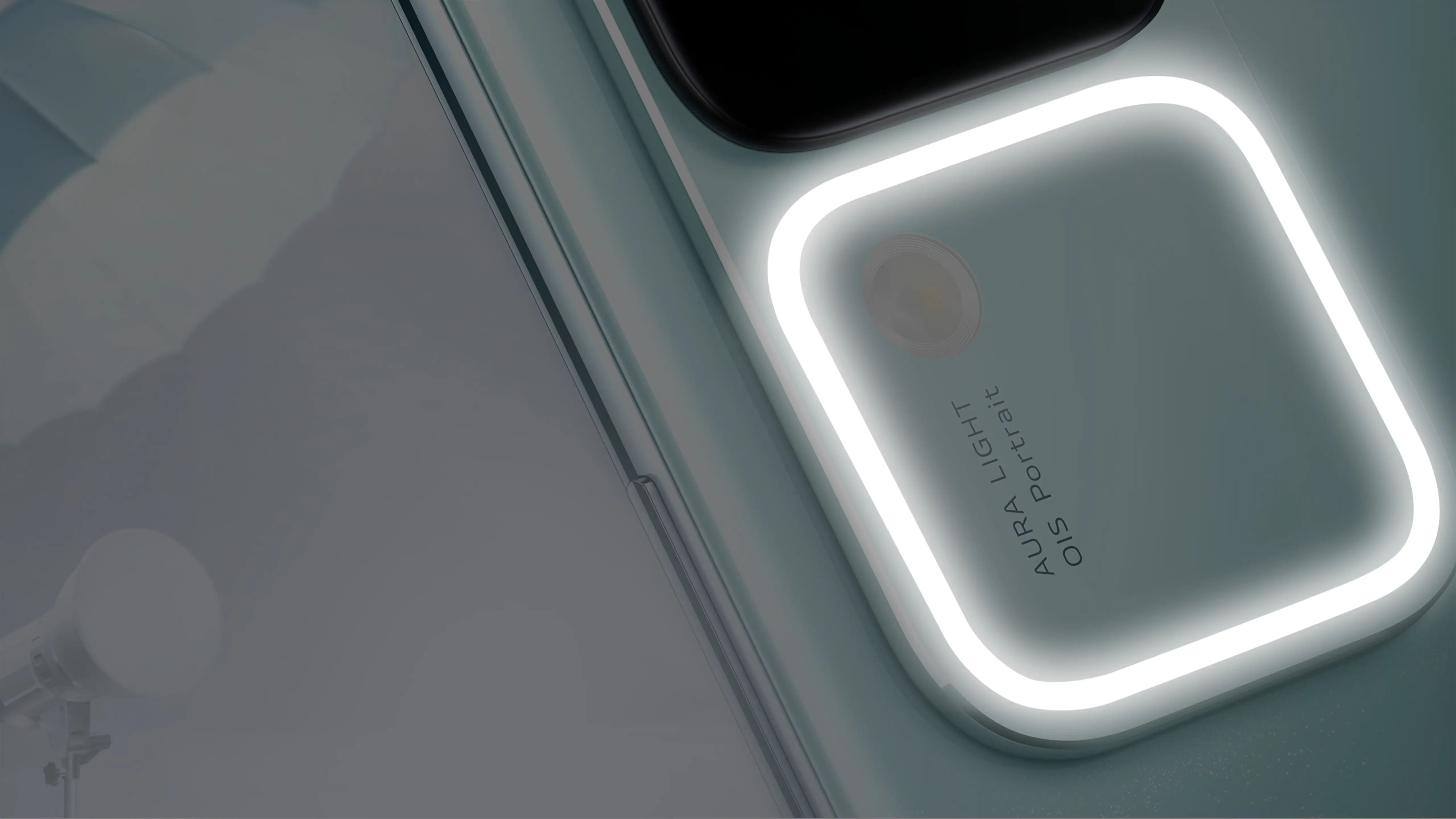 vivo V30 可拍攝工作室等級的柔光燈人像