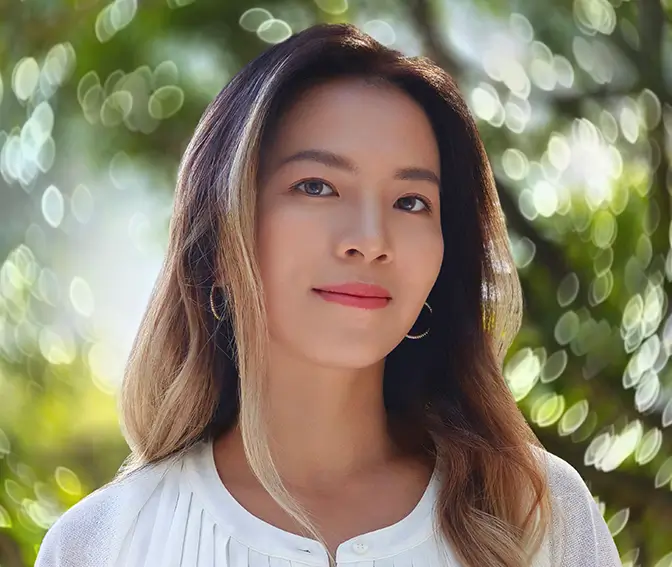portrait by vivo V30 Pro with ZEISS Biotar style bokeh