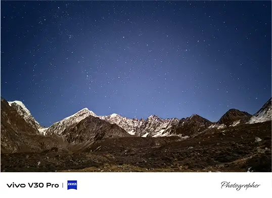 photo sample by vivo V30 Pro with ZEISS border watermark