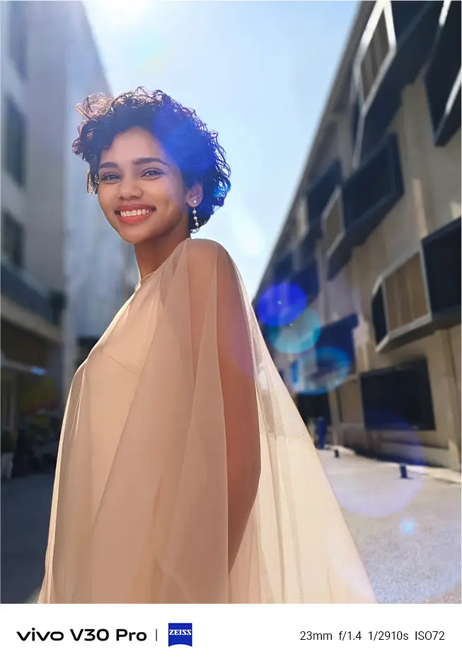 photo sample by vivo V30 Pro with ZEISS border watermark