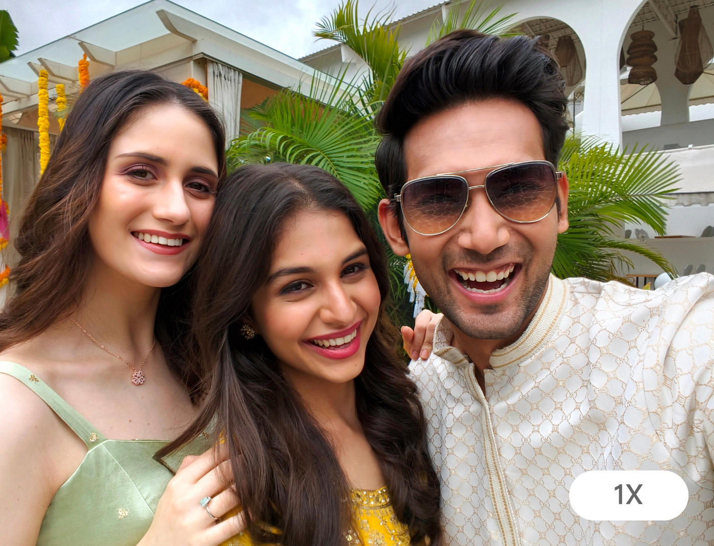 portrait by vivo V40e with 50 MP eye AF group selfie camera