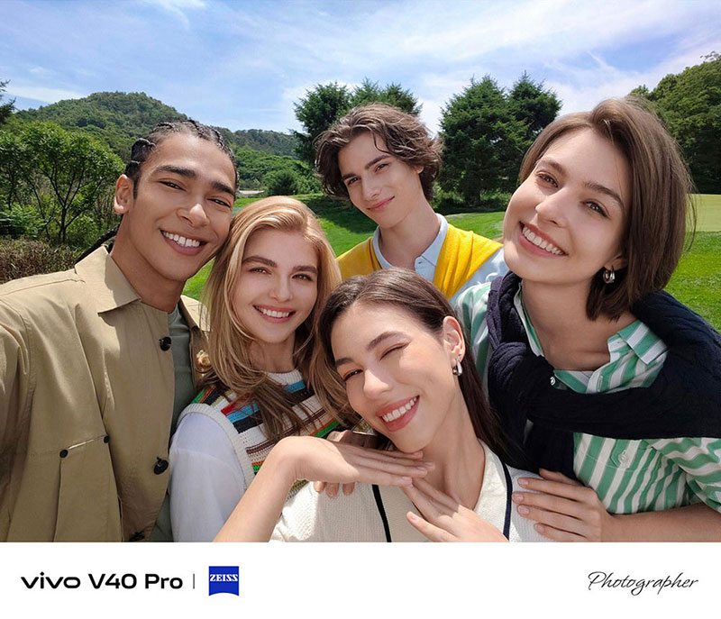 photo sample by vivo V40 Pro with 50 MP ZEISS group selfie camera