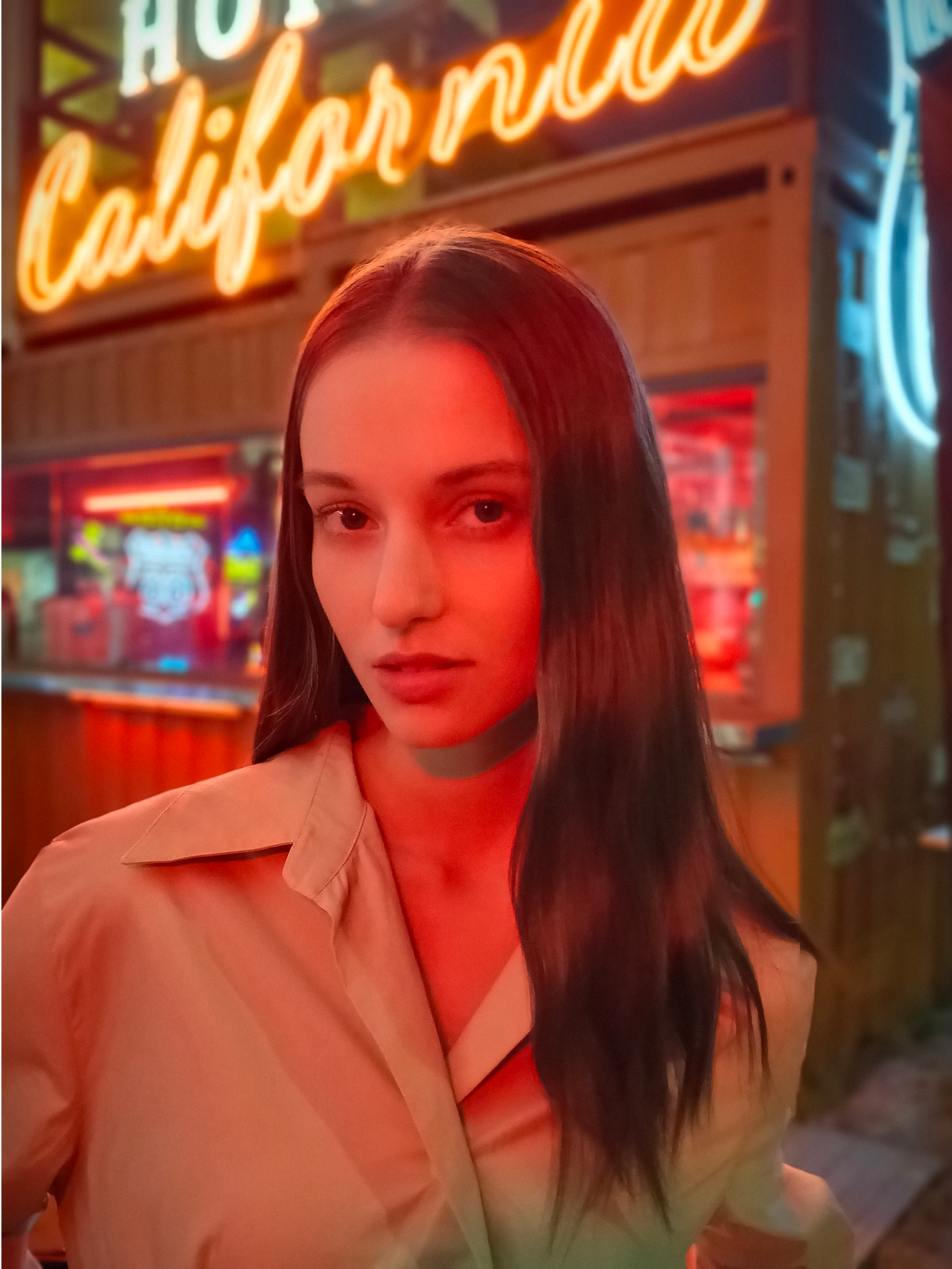 portrait by vivo V50 Lite without aura light