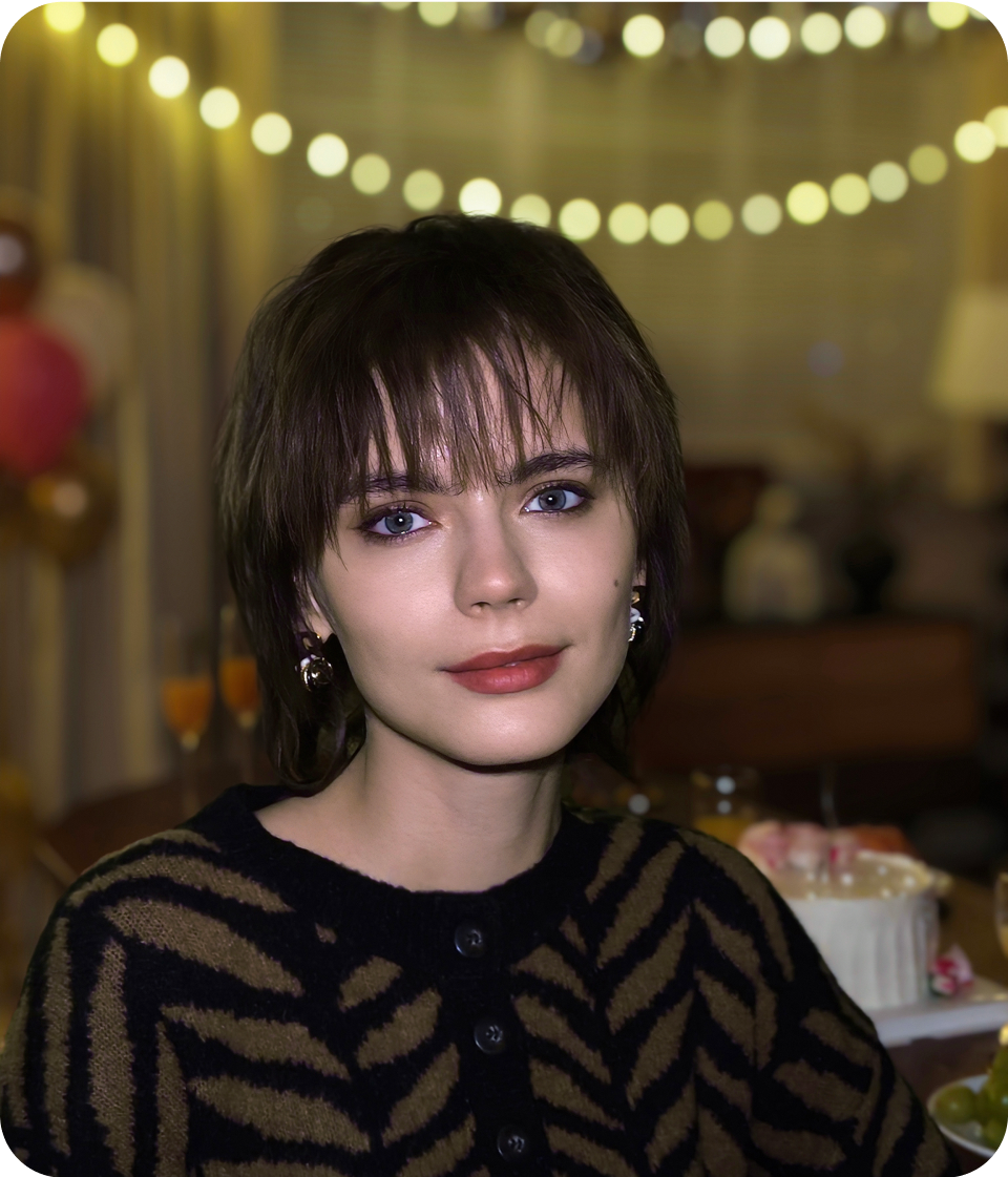 Portrait taken with vivo V60 with AI Aura Light on