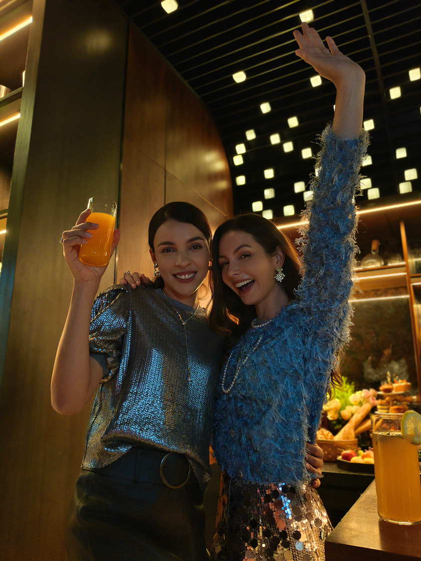 Portrait taken using vivo V60 Lite 5G with AI Aura Light off under warm light