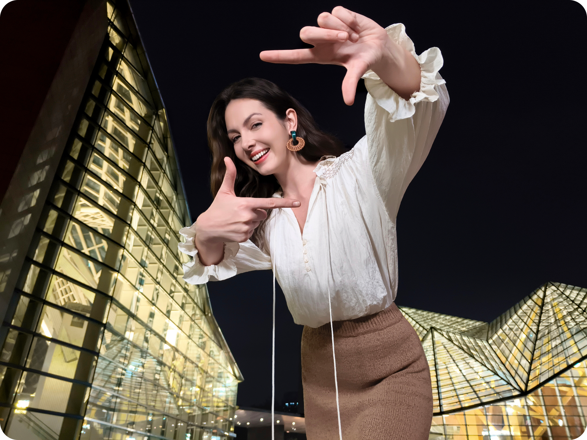 portrait taken with vivo V60 Lite using 50 MP Sony IMX882 Camera on dim nights