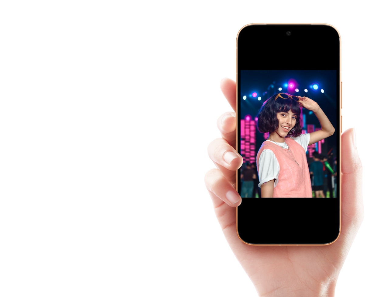 vivo V80 with 50MP ZEISS Super Telephoto camera